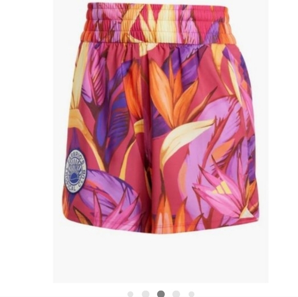 Adidas Women's Farm Rio Pacer Shorts . Size Large - Picture 3 of 8